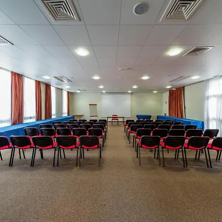 Noemys Montlucon - Restaurant Hotel