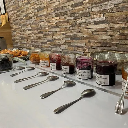 Noemys Montlucon - Restaurant