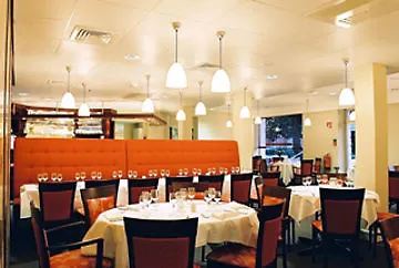 Noemys Montlucon - Restaurant מלון Néris-les-Bains