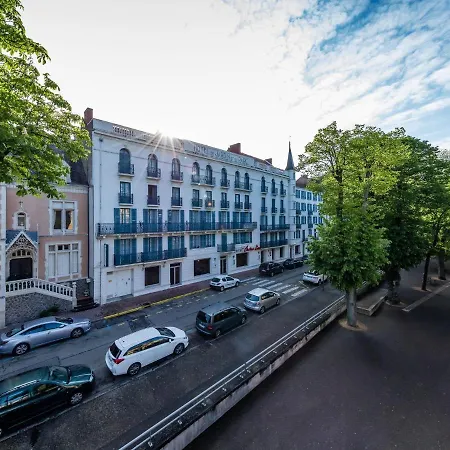 Noemys Montlucon - Restaurant فندق