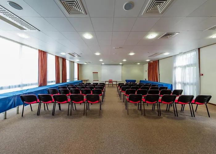 Noemys Montlucon - Restaurant Hotel