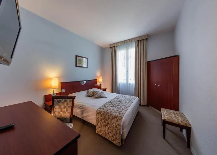 Noemys Montlucon - Restaurant Hotel 3*