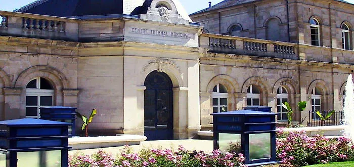 Noemys Montlucon - Restaurant Hotel 3*