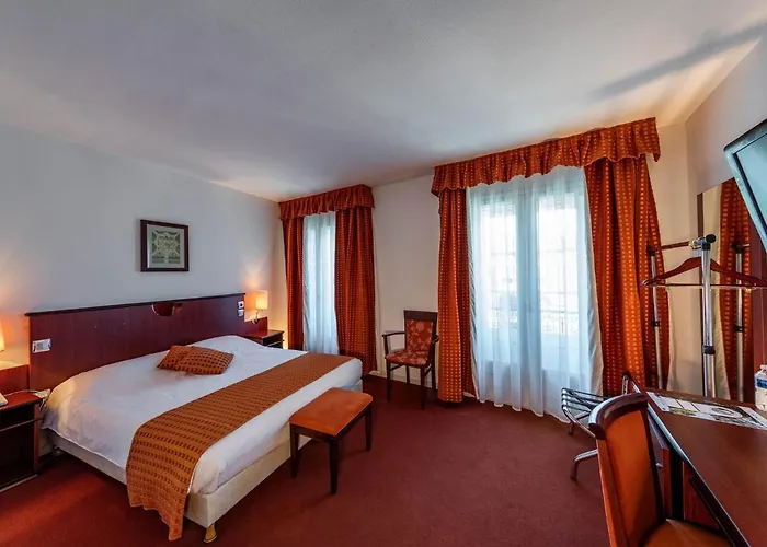 Noemys Montlucon - Restaurant Hotel Neris-les-Bains